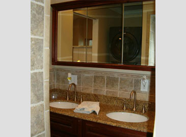 Bathroom with Wash Sink